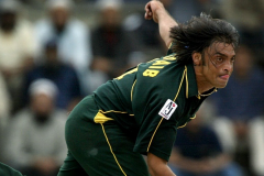 Latest Top 10 Fastest Bowlers in the World Cricket History