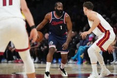 快船35罚28中仍惨败热火 目前战绩5胜16负