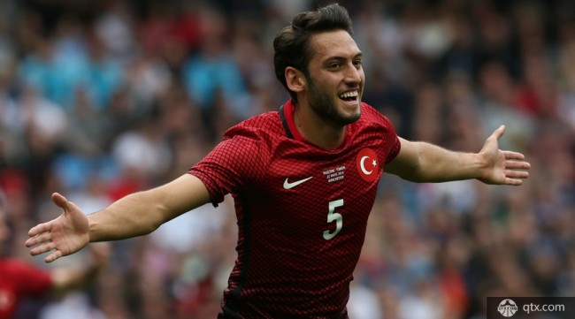 土耳其国家队新一期大名单 恰尔汉奥卢以及云代尔入选