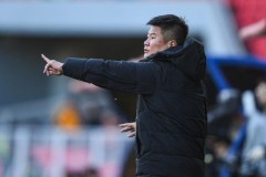 专访辽宁铁人主帅李金羽 率队冲超成功