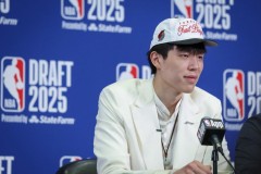 开拓者公布杨瀚森球衣背号 杨瀚森16号球衣已上架
