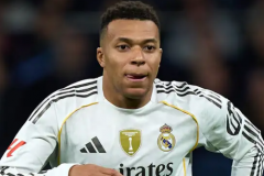 姆巴佩左腿肌肉受伤 无缘出战曼城