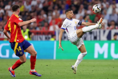 2024歐洲杯最新戰況：西班牙2-1逆轉法國晉級決賽 亞馬爾世界波奧爾莫破門