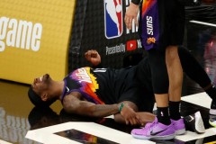 托里-克雷格右膝无结构性损伤 2021年总决赛百分百获得NBA总冠军戒指