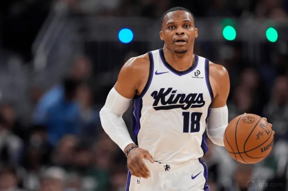 威少生涯20+10助攻场次追平哈登