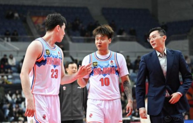 新疆男篮仅剩1位顶薪球员