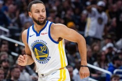 库里因病明日缺阵掘金 本赛季出战8场
