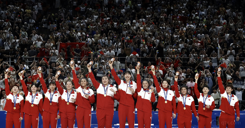 “无畏金兰”中国大运女篮成功夺得金牌