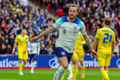 欧洲杯英格兰2-0乌克兰 哈里凯恩垫射破门助三狮军团豪取欧预赛两连胜