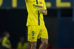 西甲比利亚雷亚尔2-1奥萨苏纳 黄潜完成逆转
