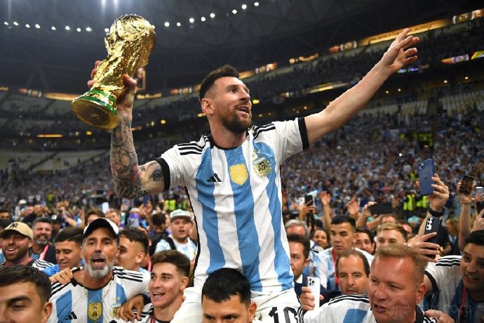 去年今天阿根廷夺得世界杯