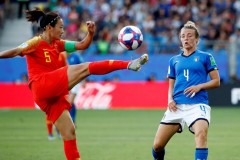 中国女足0-2意大利女足止步16强：进攻未果后防失误