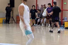 库里抵达重庆开启中国行 距上次已时隔10年