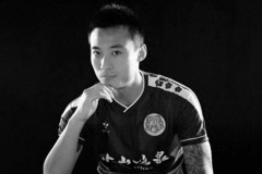黑龙江冰城宣布退役5号球衣 致敬离世的老队长
