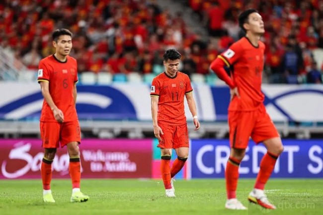 国足两战日本丢10球