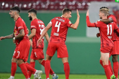 德国杯莱比锡8-0大胜FC条顿05 “金色侦察机”成功上演帽子戏法