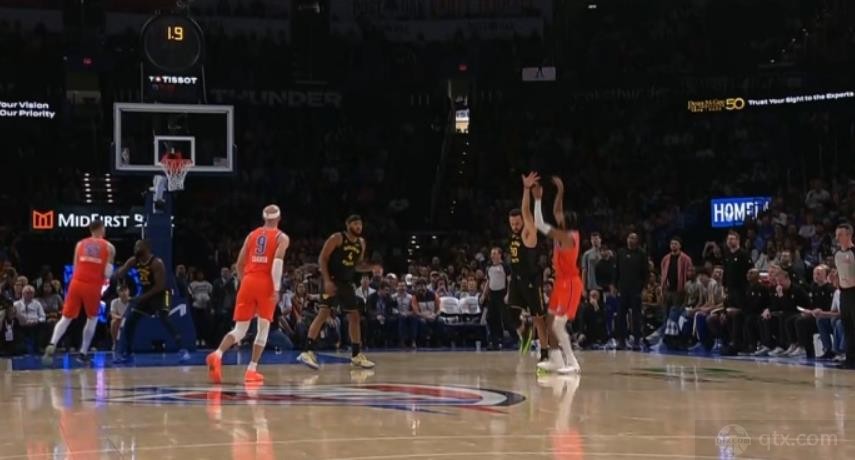 库里职业生涯首次恶意犯规