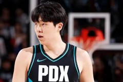 杨瀚森NBA生涯首个三分球 此前6投0中
