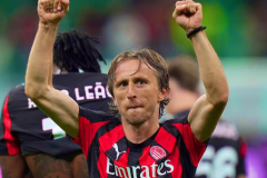 米兰考虑和莫德里奇续约一年 莫德里奇在意甲继续展现了出色的状态