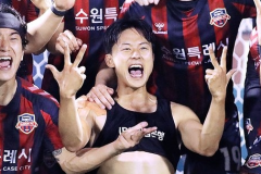 韩国球员李昇祐可能重新留洋 苏超球队哈茨希望签下他