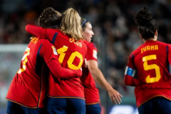 西班牙女足两连胜提前晋级 火力全开横扫赞比亚女足顺利出线