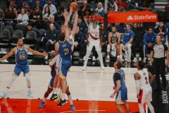 nba季前赛开拓者111-118不敌勇士 库里28分杨瀚森9分6板