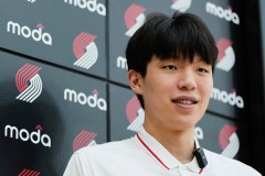杨瀚森接受比卢普斯指导 积极备战夏季联赛