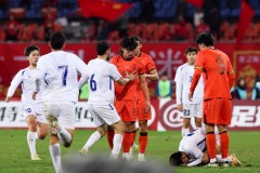 汪士钦替补登场10分钟被罚下 U22国足平乌兹别克斯坦