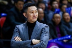 杜锋谈广东男篮出局 总结教训下赛季努力
