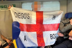 一英格兰球迷因制作侮辱马拉多纳旗帜 英足总取消其观赛门票