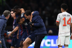 孔帕尼：希望阿什拉夫早日康复 巴黎后卫伤退