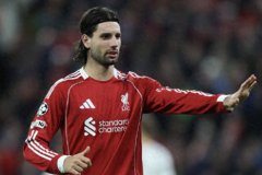 索博斯洛伊将因累计黄牌缺战狼队 利物浦需对阵容进行调整