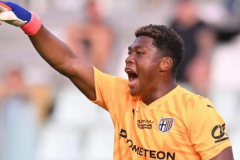 铃木彩艳预计因伤缺席3个月 球员将错过多场比赛