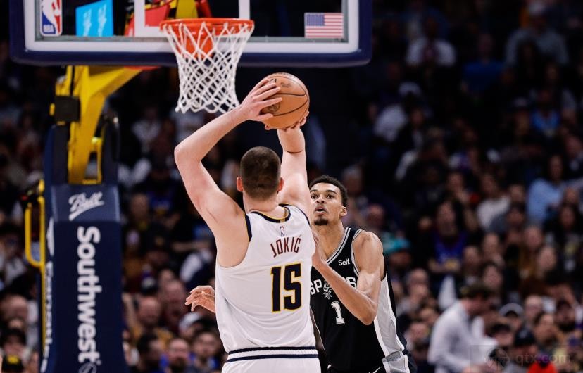 掘金NBA杯迎战马刺