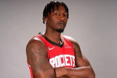 火箭公布对阵湖人的伤病名单 申京和史密斯出战成疑