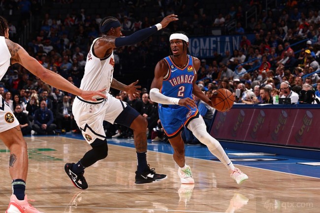 NBA常规赛掘金122-110雷霆