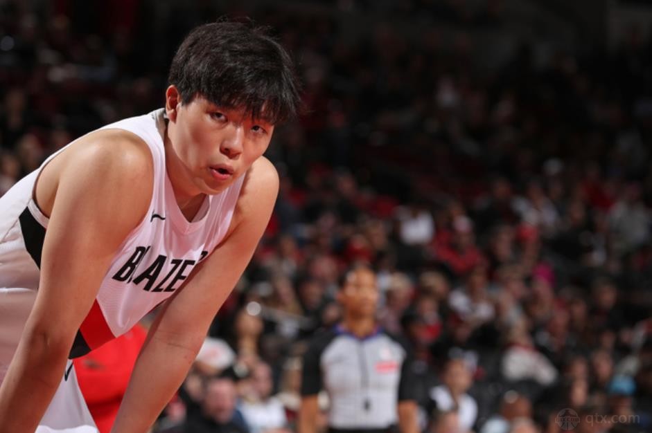 杨瀚森出战超10分钟得到3分5板