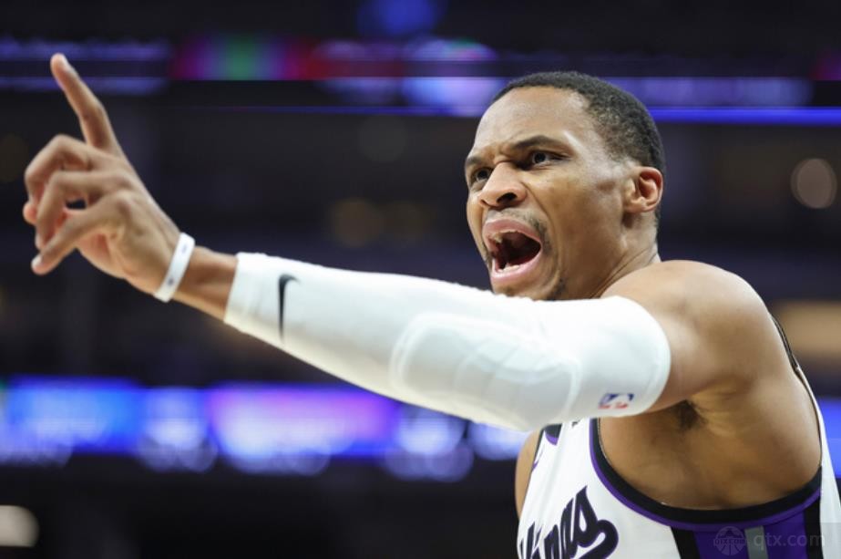 威少打铁纪录升至现役第一