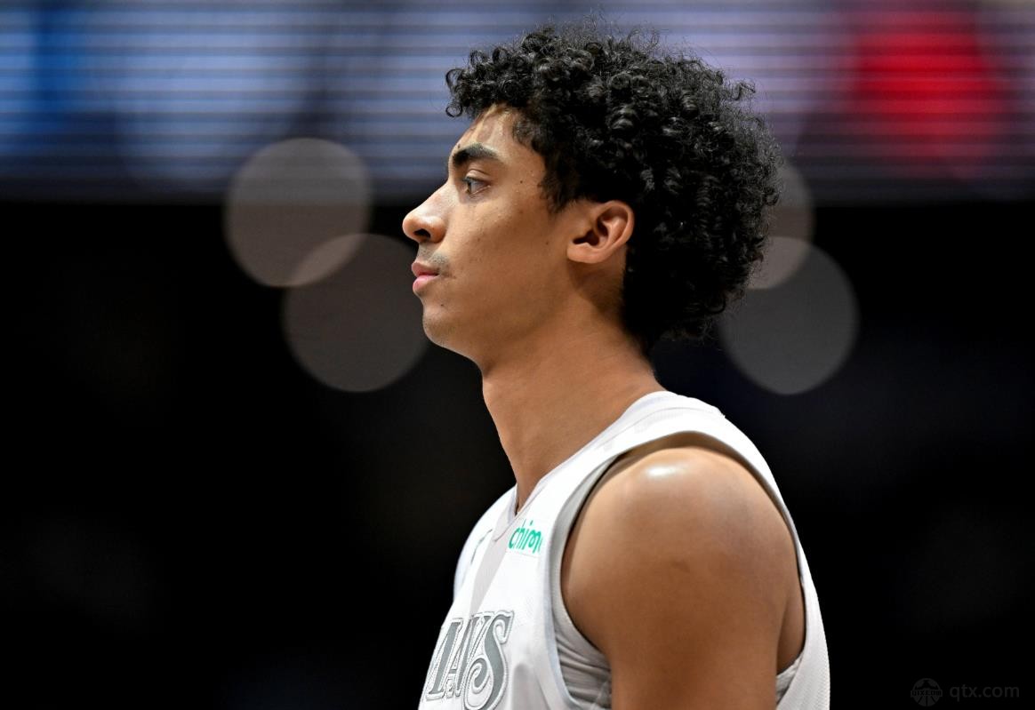 独行侠不敌鹈鹕