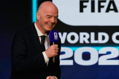 世界杯高票价引发争议 国际足联遭球迷抨击