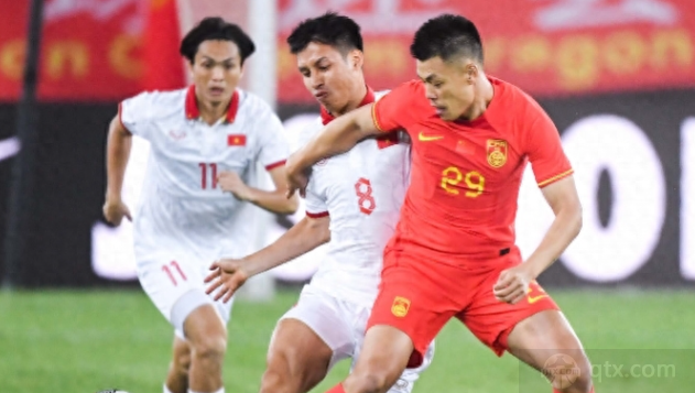 中國男足戰勝越南