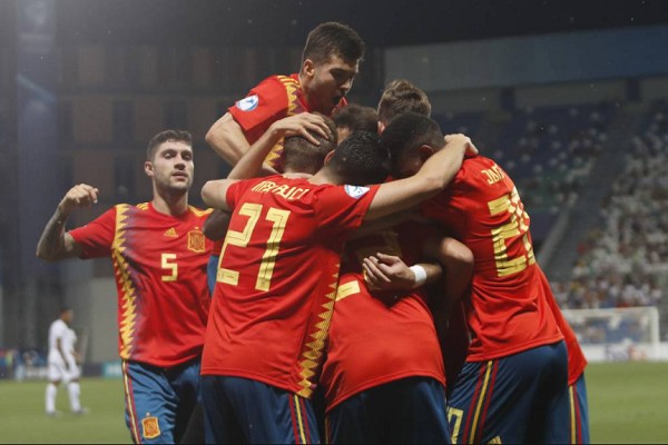 西班牙国青4-1法国进决赛