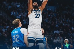 NBA常规赛森林狼主场120-96大胜独行侠 里德22+12 爱德华兹13分