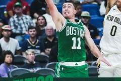 NBA常规赛凯尔特人客场122-90大胜鹈鹕 西蒙斯25分 锡安缺阵