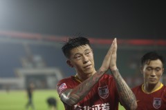 记者：亚泰后卫于睿下赛季加盟上海上港