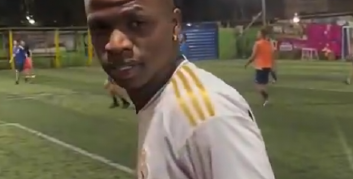 哥们太懂球了，女人只会影响我的上场速度