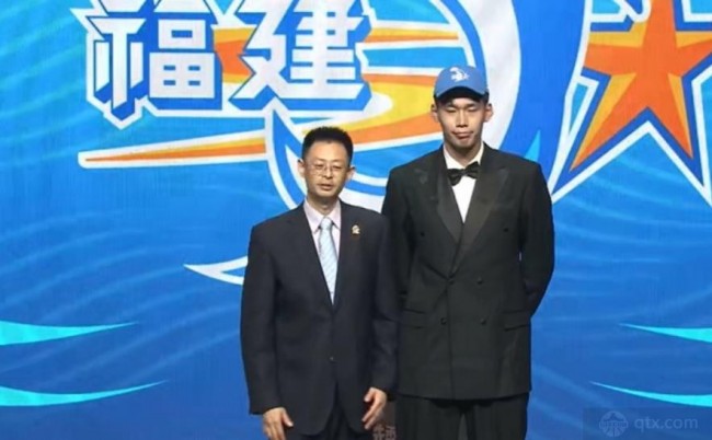 杨曦皓当选2025年CBA状元