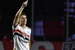 曝奥斯卡心脏异常或将退役 他已经在考虑是否还要继续踢球