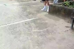 网友在驾校偶遇王钰栋学车 现身驾校训练场