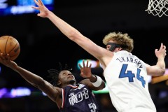 广州男篮NBA季前赛场均净负46分 单场惨败60分